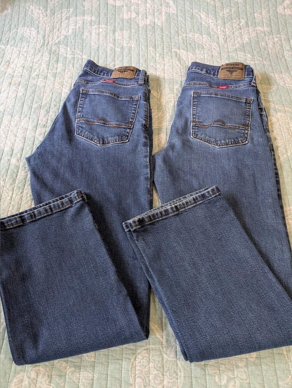 2 x Men's Wrangler Blue Jeans Sizes 30x30 & 29x30. Used With Care.